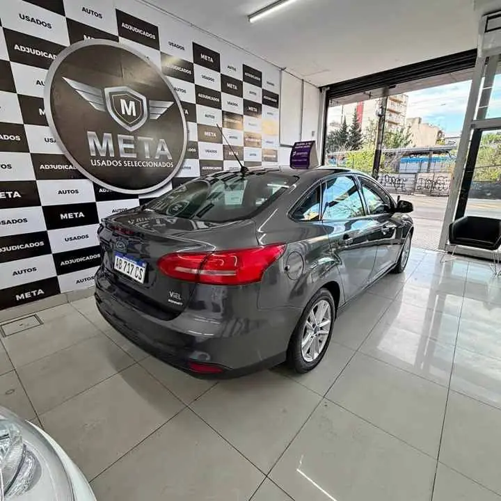 Oportunidad laboral Ford focus 2017