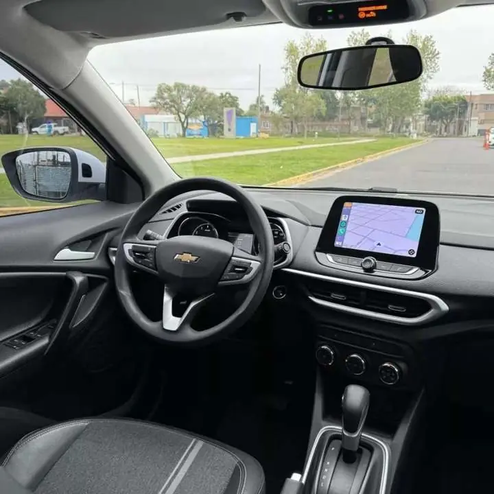 Camioneta tracker povos kilómetros