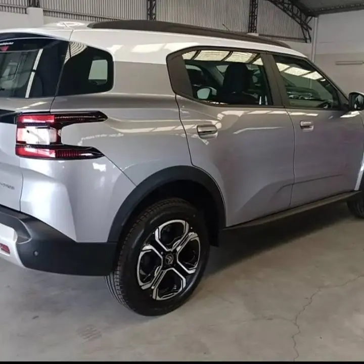 Hermosa C3 aircross SUV con 1.500KM