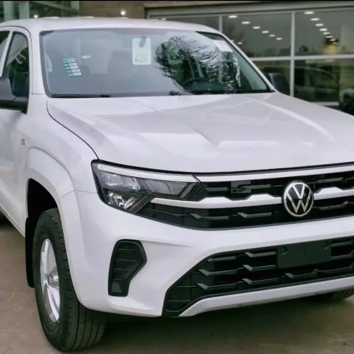 Hermosa amarok trend con pantalla y cuero