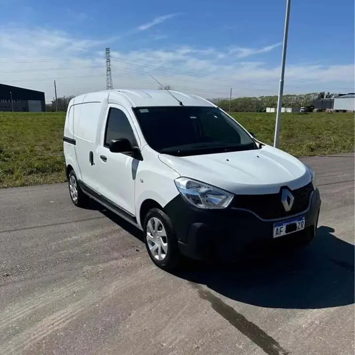 Vendo o financio Kangoo Confort 2022 con cuotas de 198.000 $ FIJAS