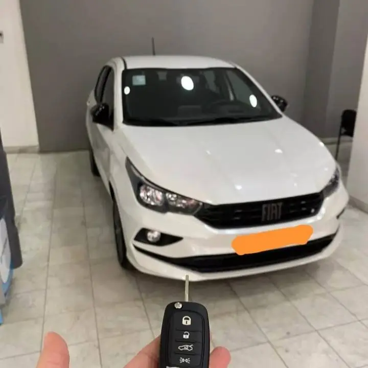 Fiat cronos blanco inmaculado