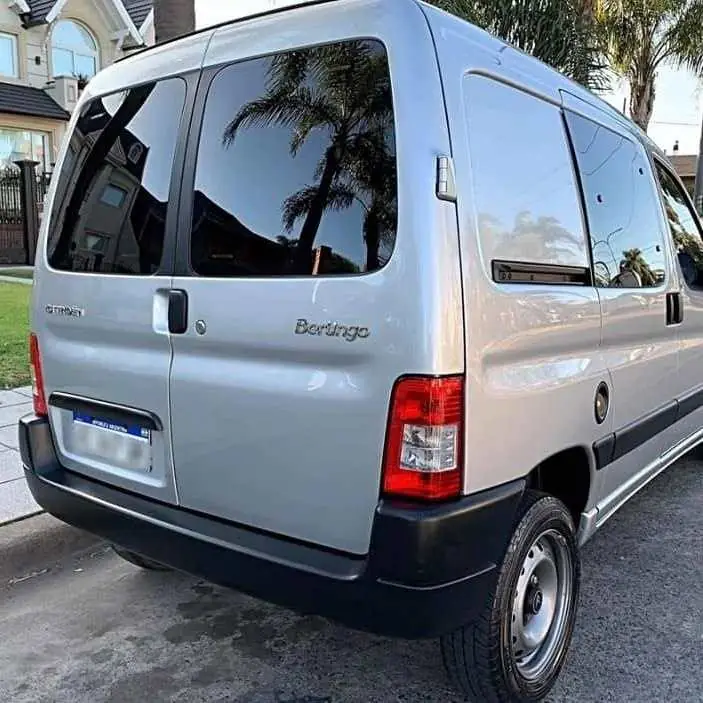 Peugeot Parnert 2022 entrega inmeditada sin vueltas