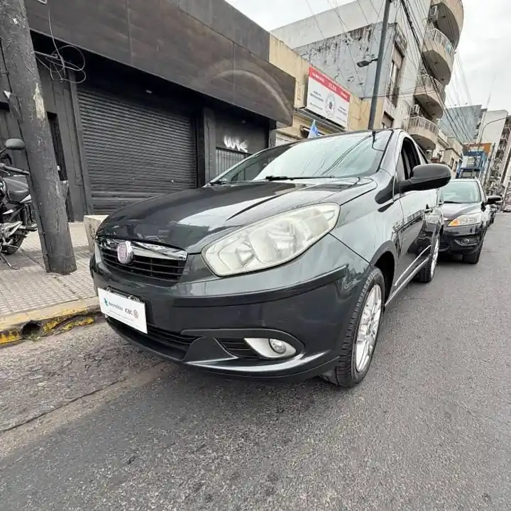 Vendo Fiat grand siena essence 1.6 16V