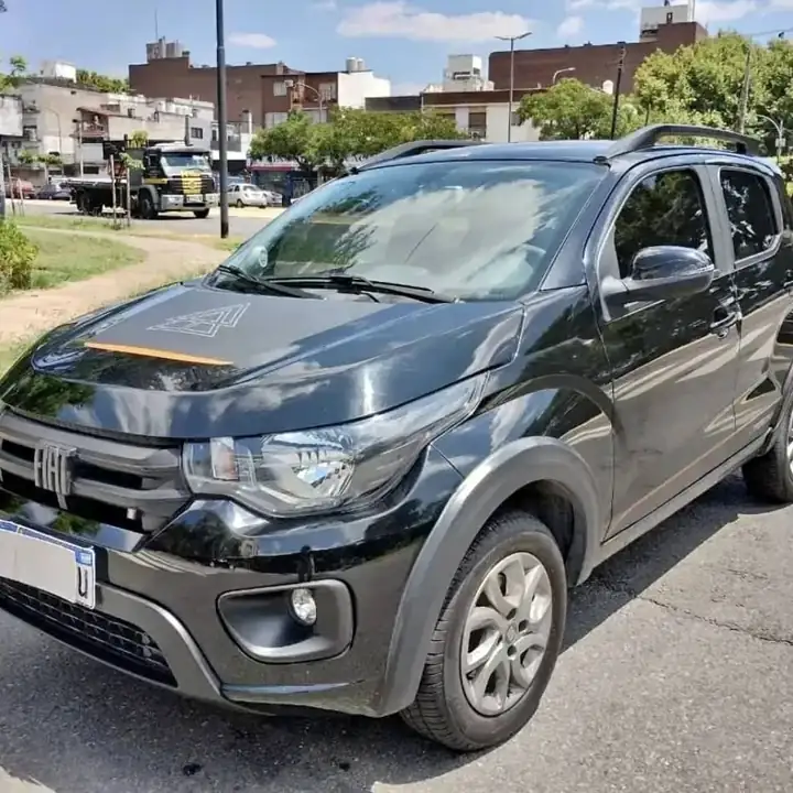 Vendo Fiat mobi trekking 1.0 pocos KM!