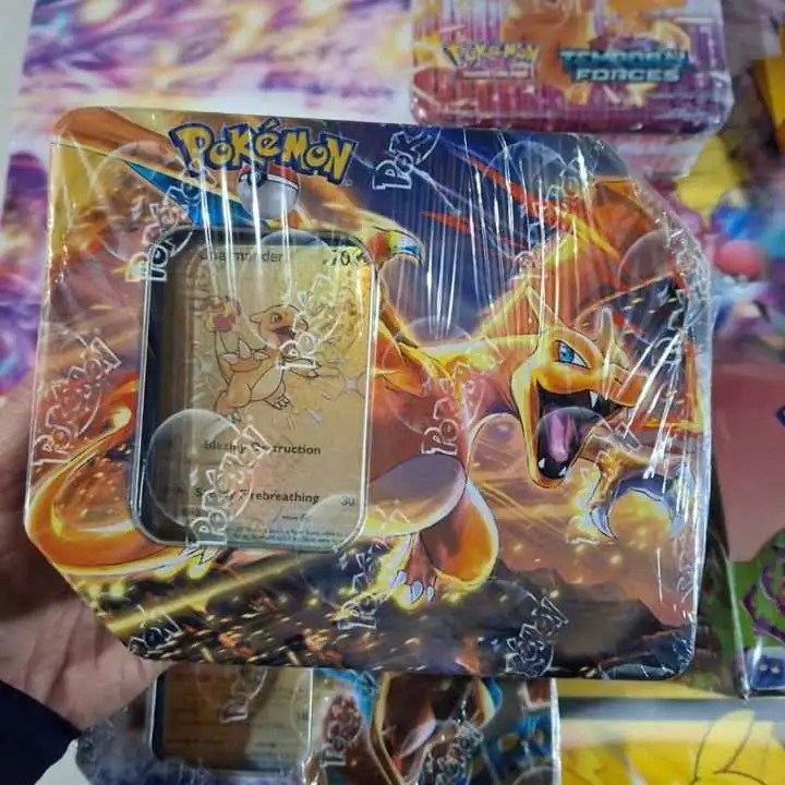 Lata grande pokemon charizard