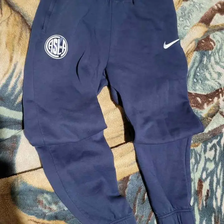Pantalón san lorenzo nike joggin talle M