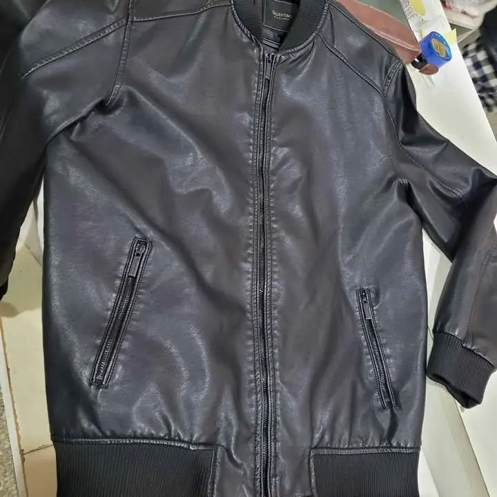 Campera eco cuero nueva