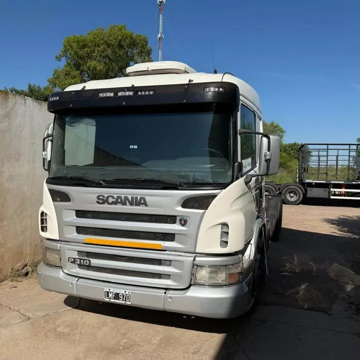 Scania P310 310HP Chasis 6x2 2012