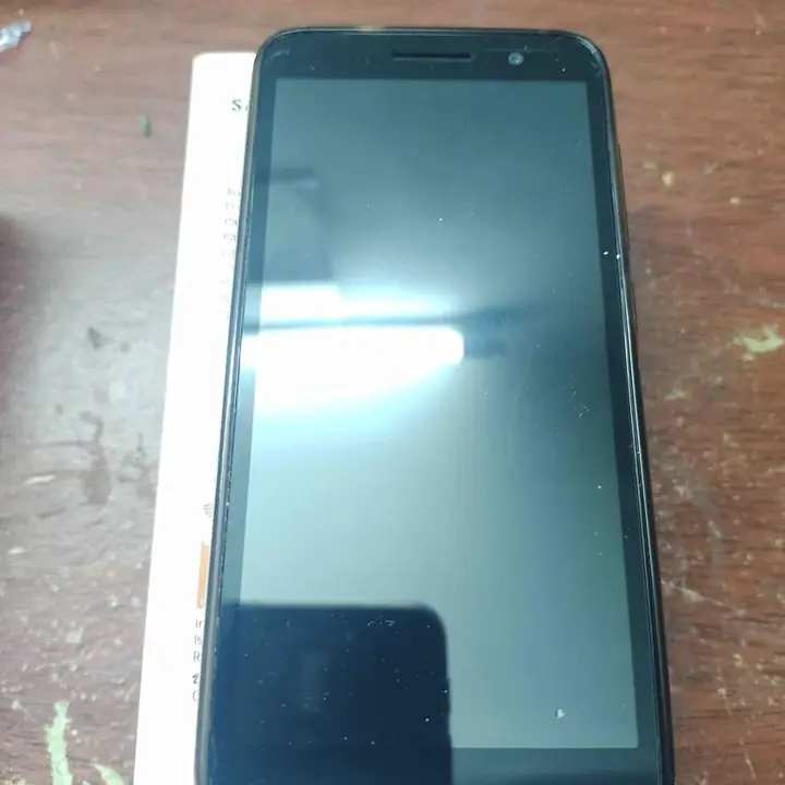 Alcatel 5033a se vende Como Nuevo