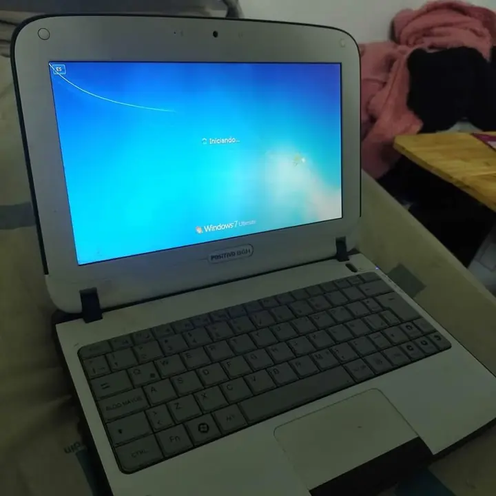 Notebook del Gobierno se vende !