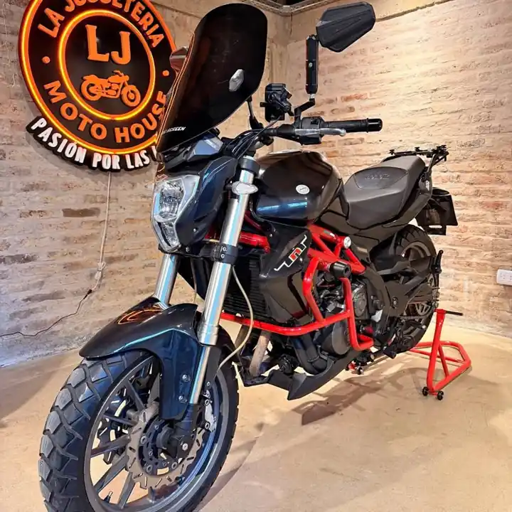 2020 Benelli TNT 300