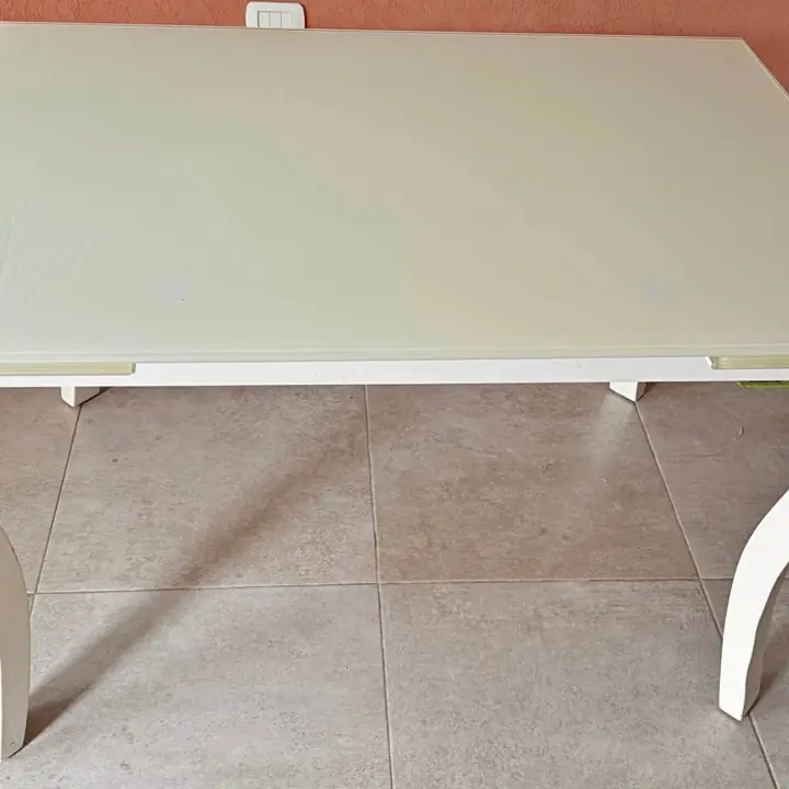 Mesa de vidrio plegable 110 a 170