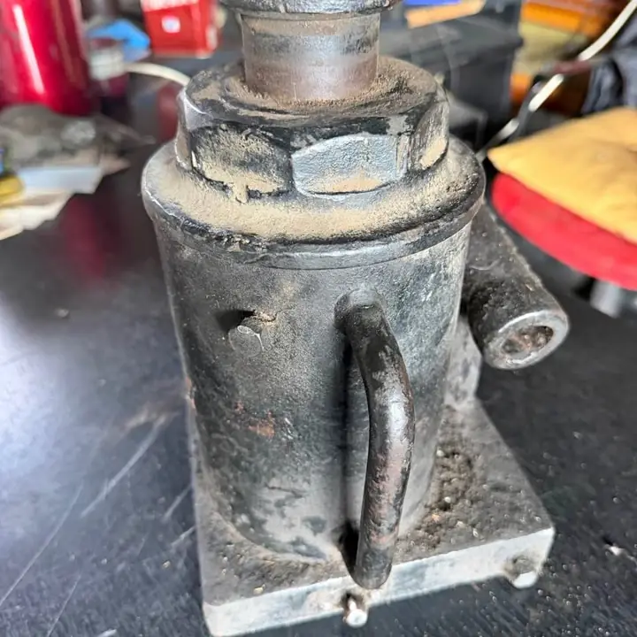 Criket botella camión OPELCO