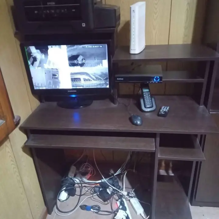 Escritorio pc impecable