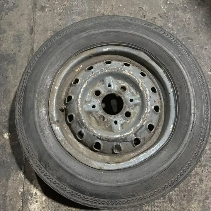 520-12 Fiat 600