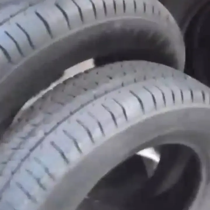 215-65-16 Michelin agilis