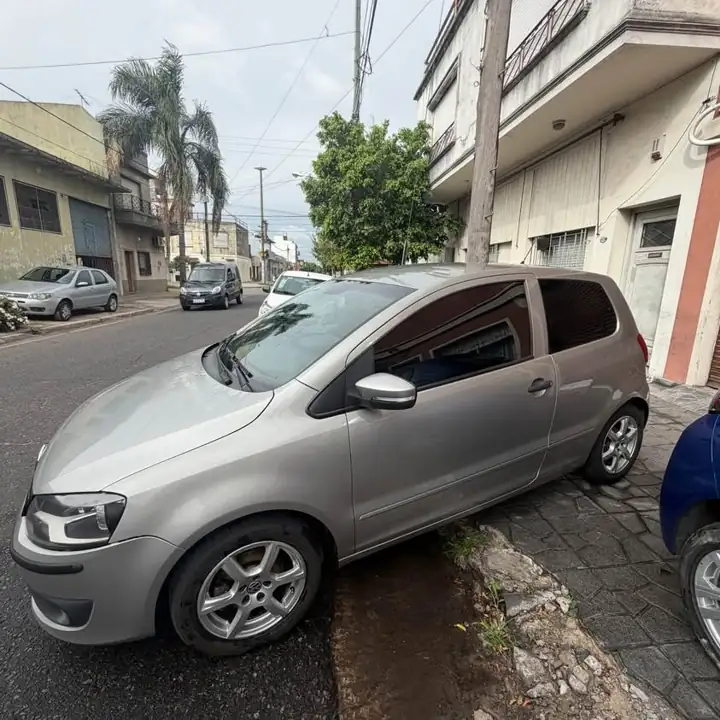 Volkswagen Fox confortline PACK con GNC