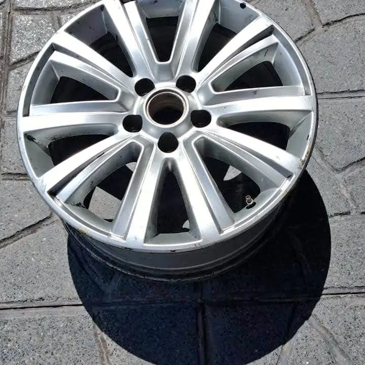 Llanta Amarok 17
