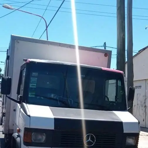 Camión Mercedez Benz 710