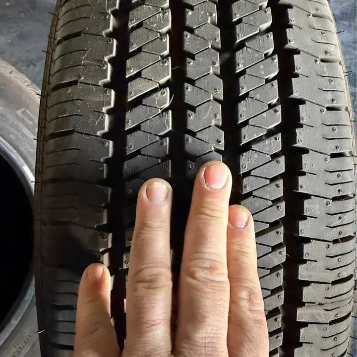 Cubierta 245-65-17 bridgestone