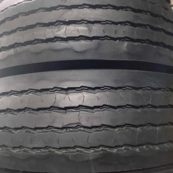 235-75/17 Pirelli