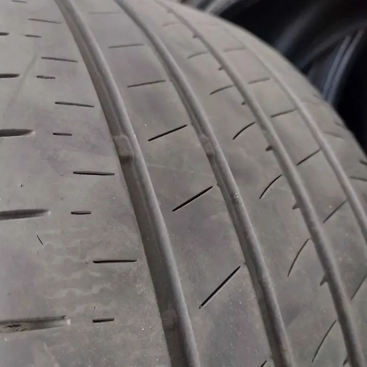 Bridgestone 235-45/18