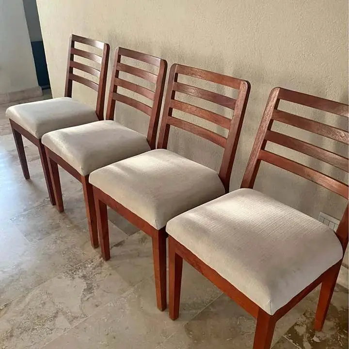 Juego de sillas comedor madera tapizadas
