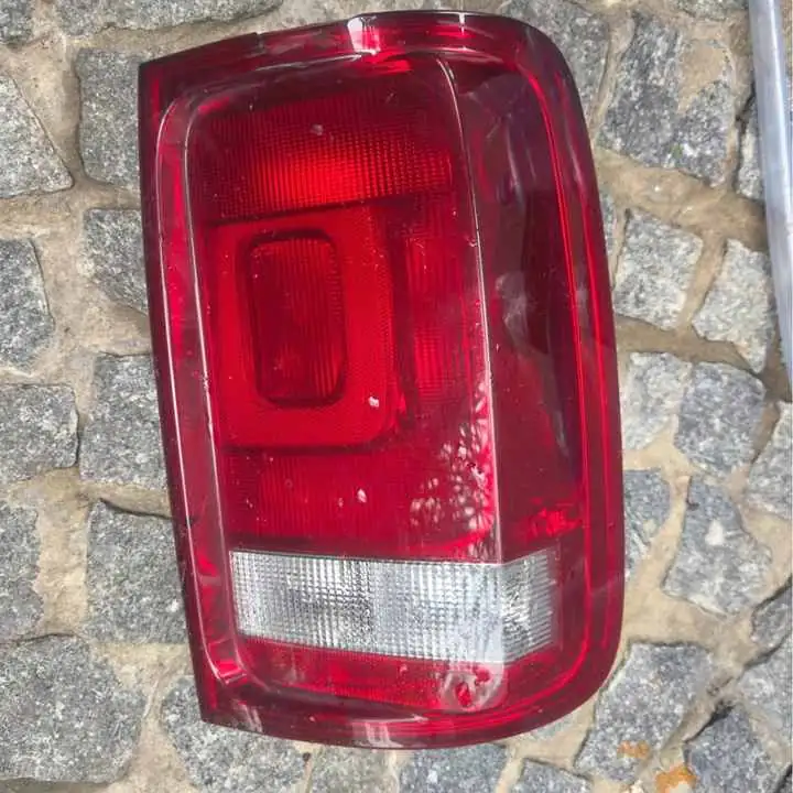 Óptica trasera derecha Volkswagen Amarok
