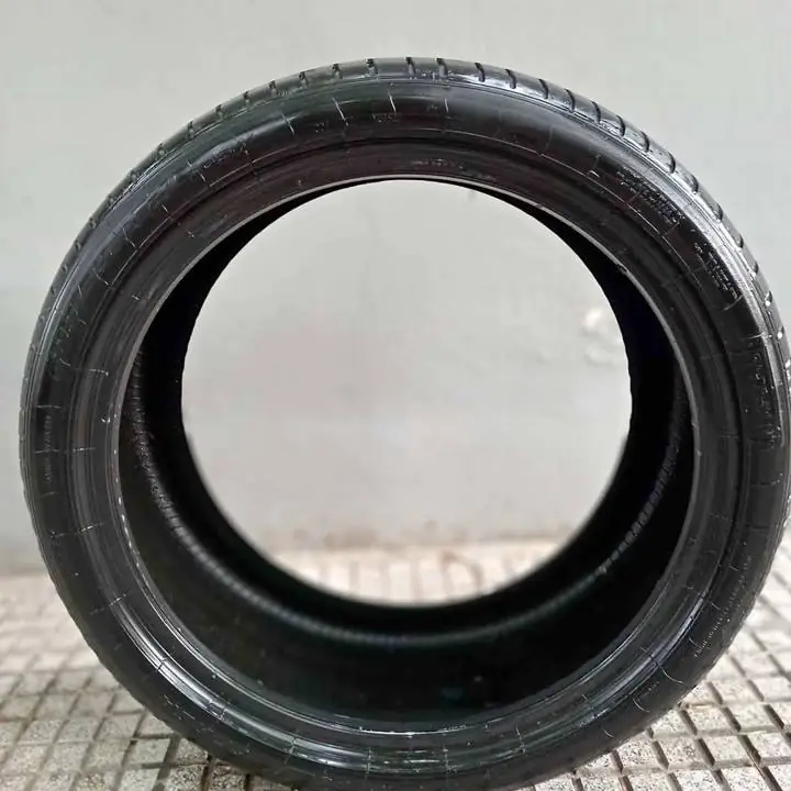 Cubierta Pirelli 235/35/r21