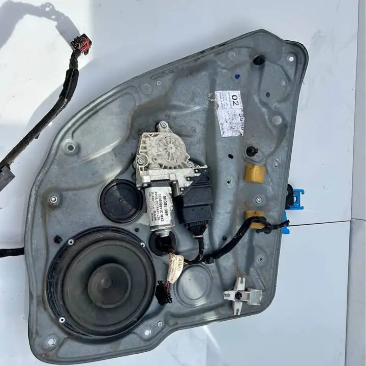 Motor levanta vidrio VW Bora