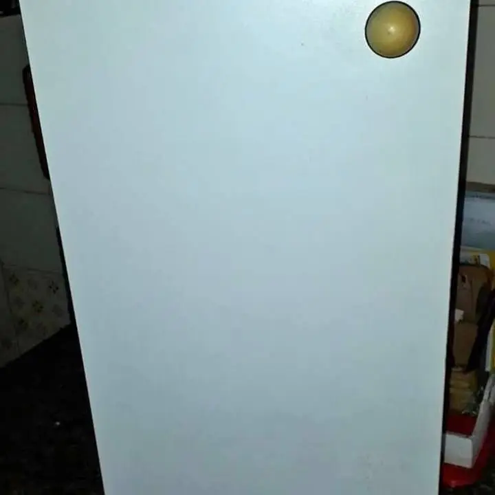 Liquido urgente mueble para baño sin uso