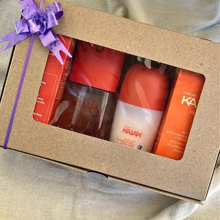 Combo kaiak femenino body splash + desodorante natura