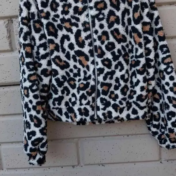 Campera minimisk talle 6 y 8 niña