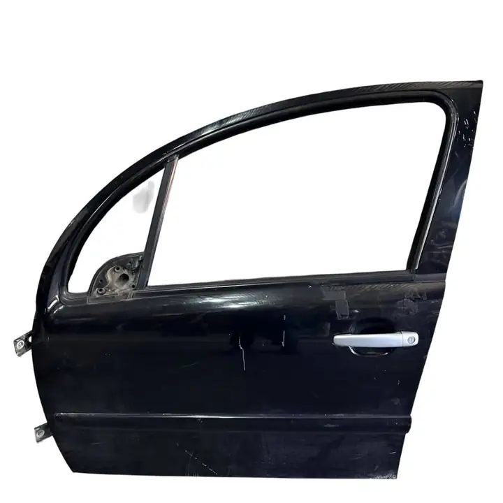 Puerta Delantera Izquierda Citroen C3 linea vieja negra ID:215533