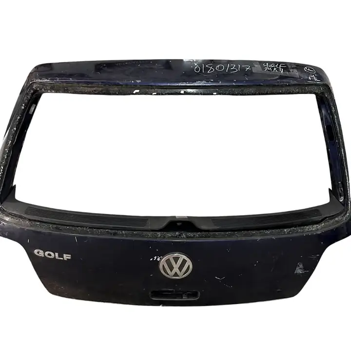 Porton Trasero Volkswagen Golf MK4 con detalle ID:215709