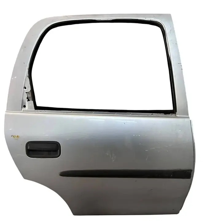 Puerta Trasera Derecha Chevrolet Corsa gris claro 4p ID:215621