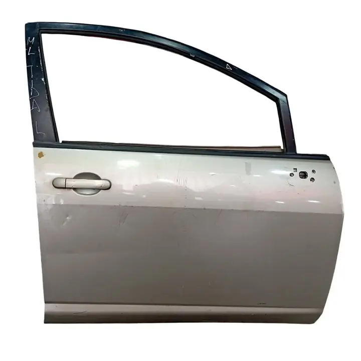 Puerta Delantera Derecha Nissan Tiida ---- ID:27050