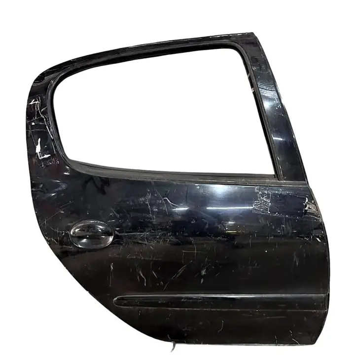 Puerta Trasera Derecha Peugeot 206 negra 207 ID:215646