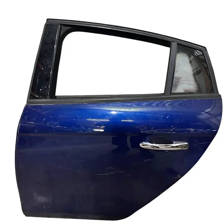 Puerta Trasera Izquierda Fiat bravo azul muy buena ID:215687