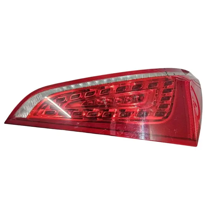 Faro Derecho Audi Q5 ---- ID:505369