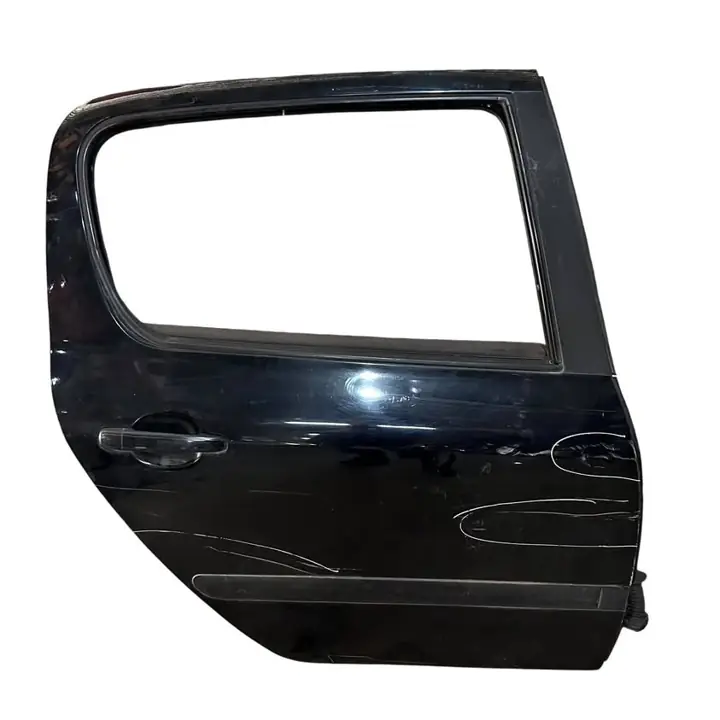 Puerta Trasera Derecha Peugeot 307 negra minimo detalle ID:215624