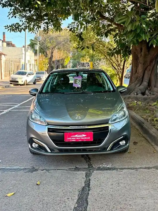 2016 Peugeot 208 Allure 1.8 Touchscreen