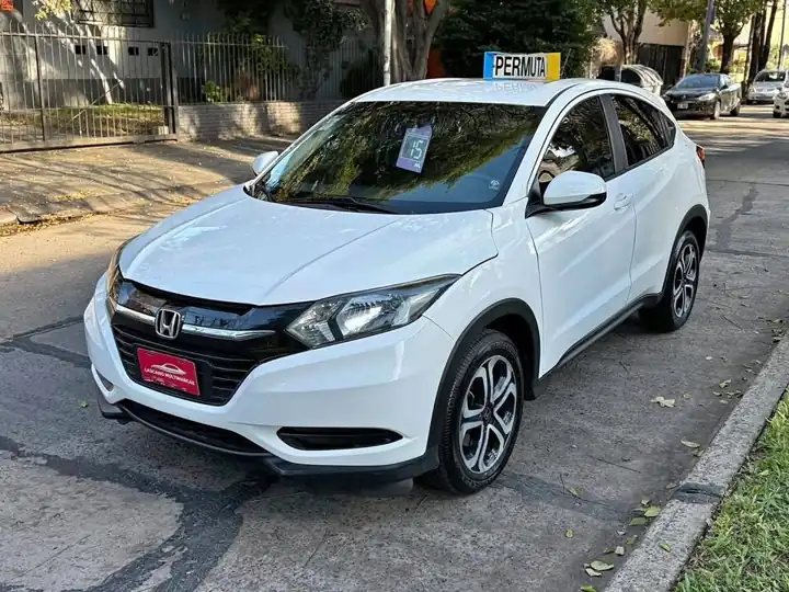 2015 Honda Hrv LX 1.8 AT !