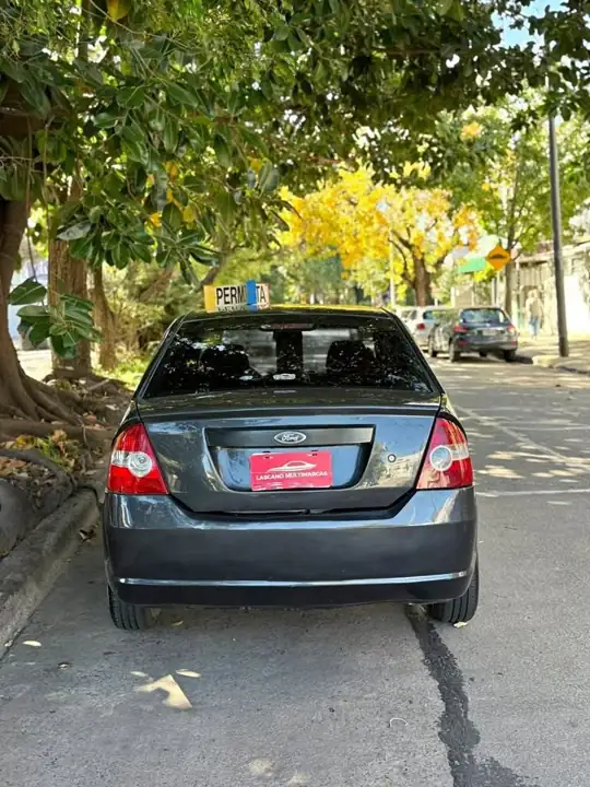 2010 Ford Fiesta Max 1.6