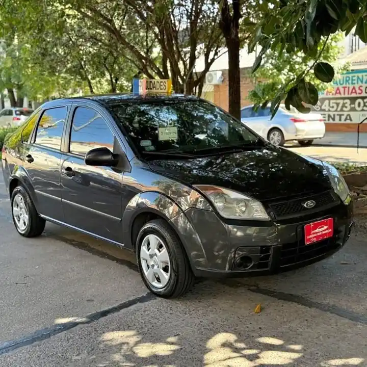 2010 Ford Fiesta Max 1.6 !