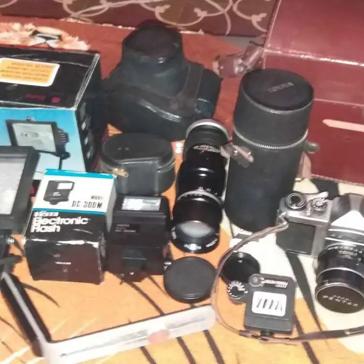 Cámara fotográfica Pentax asahi con teleobjetivo o vendo o permuto por algo de mi interés