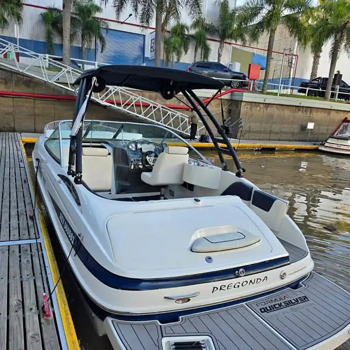 Lancha Quicksilver 2400 (2011)