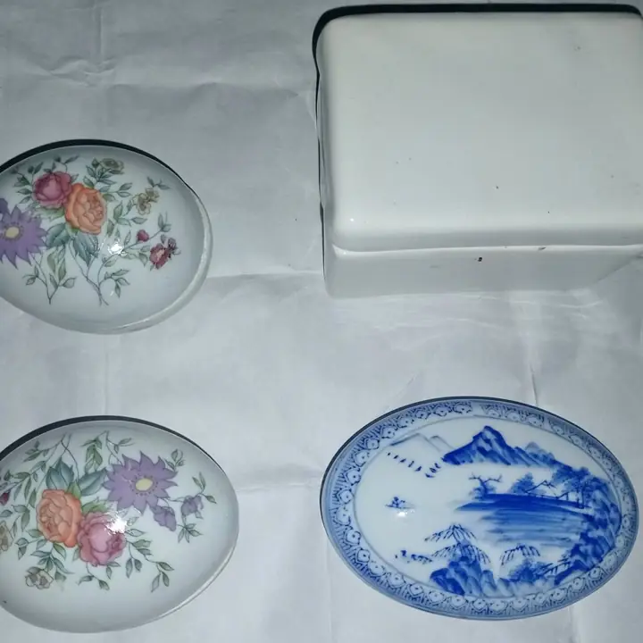 Alhajeros de ceramica esmaltada