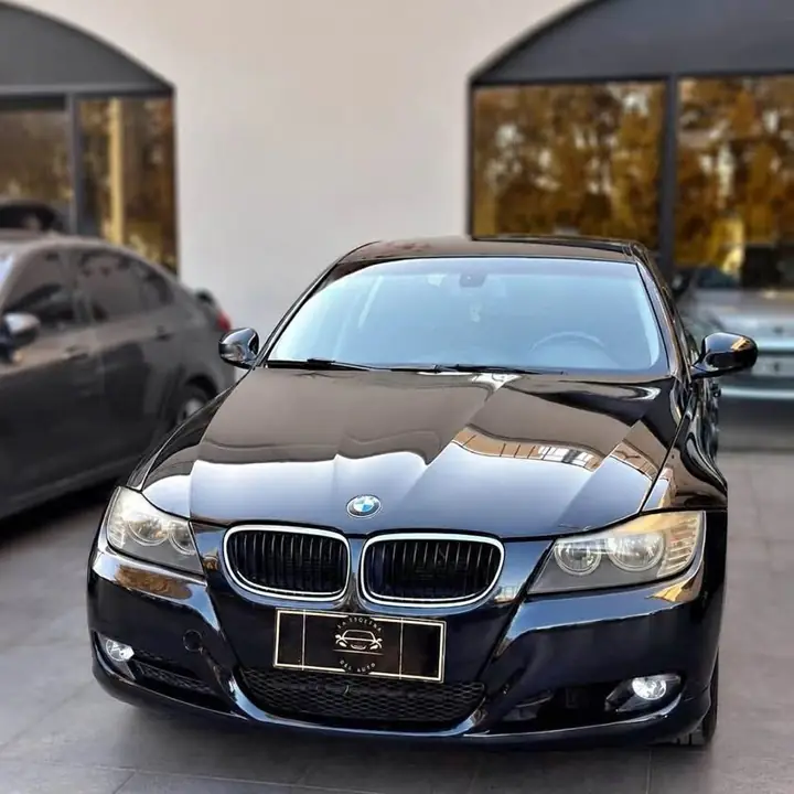 BMW 320 2010 Vendo permuto x moto alta gama